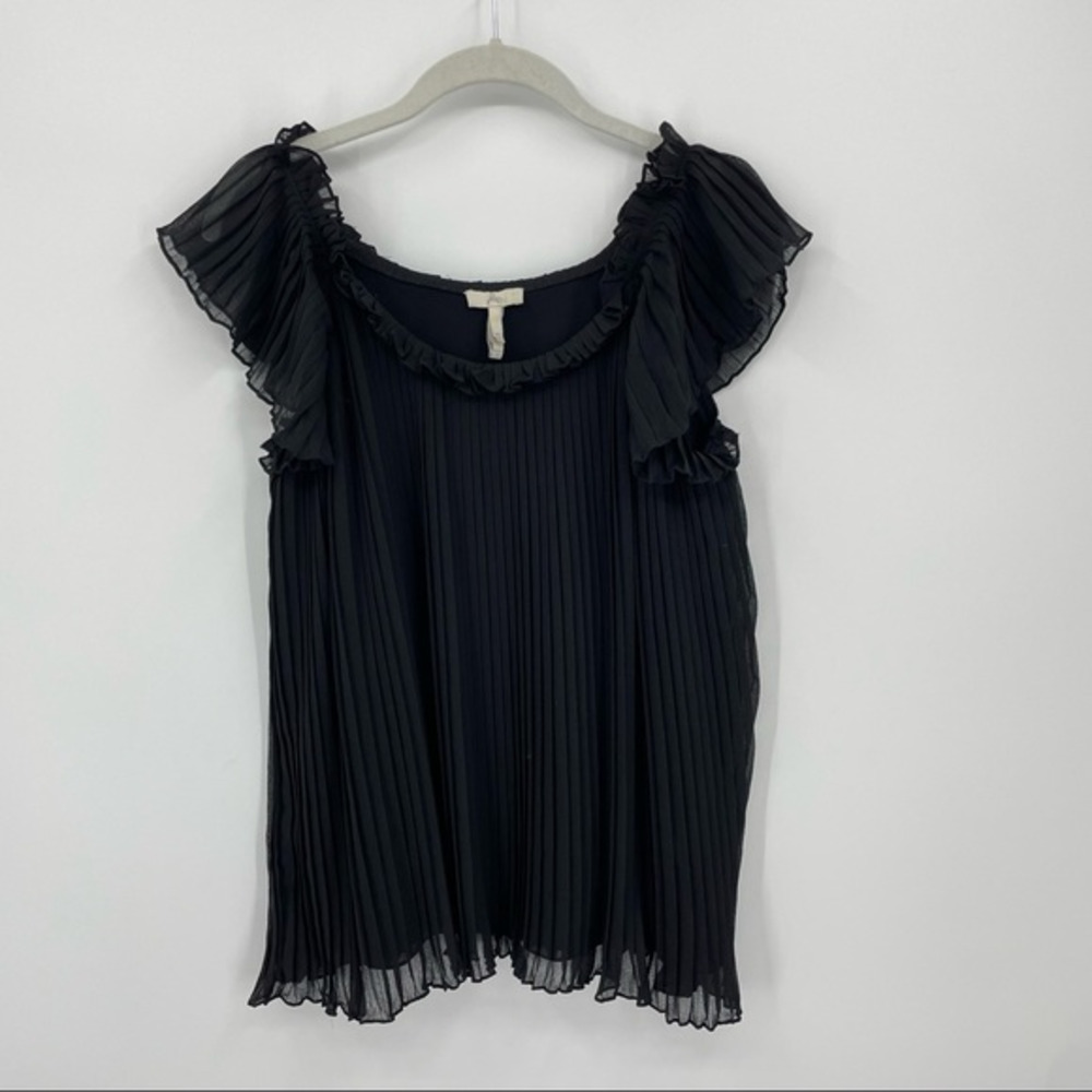 Joie accordion Pleated Black Top, Flutter Sleeves Sz XS ruffles
